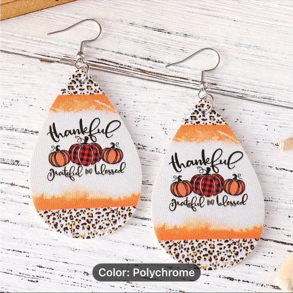 Earrings, NWT, Dangle, Cute Lightweight, Festive, Thankful W/Leopard Print - Picture 5 of 6